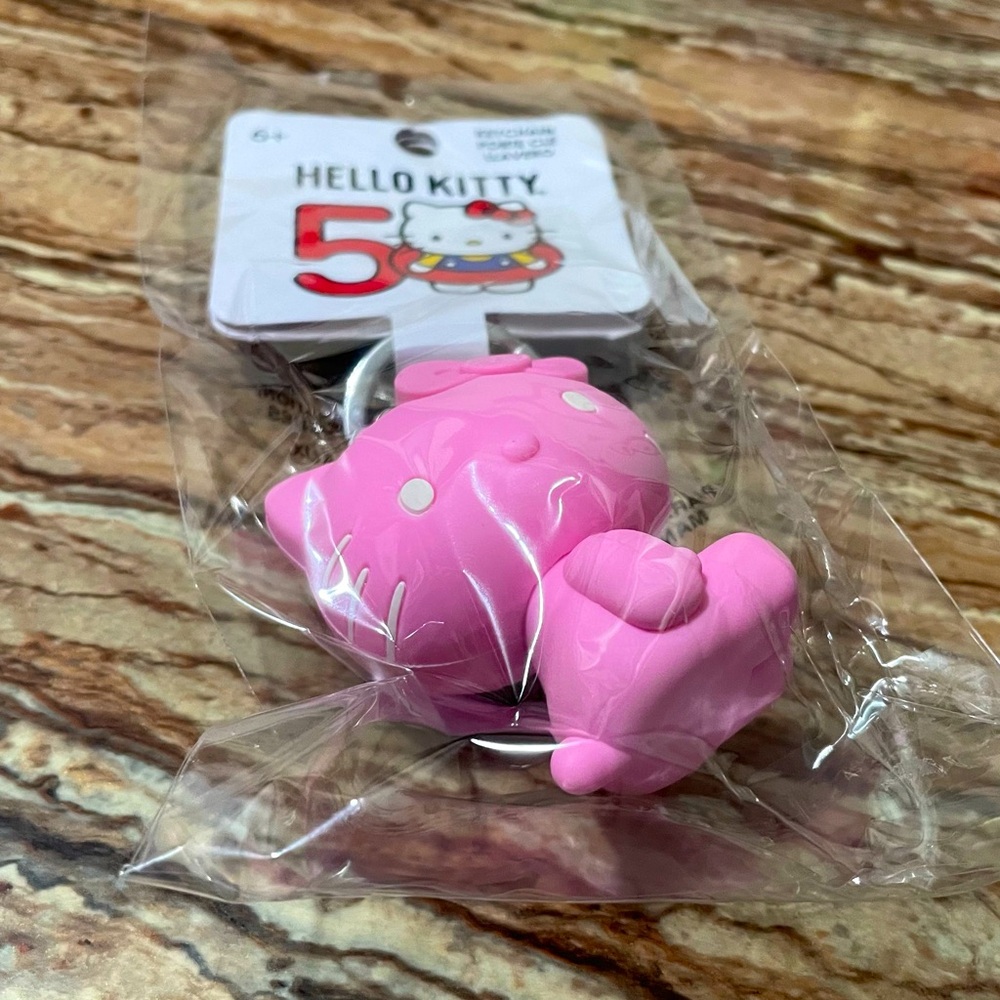 Hello Kitty - Picture 9 of 9